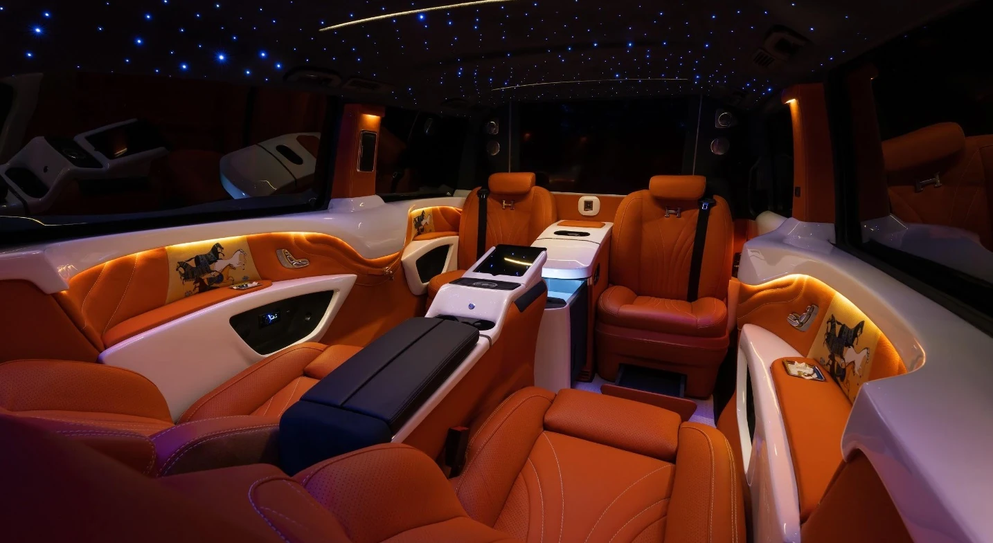 Ertex Hermes interior